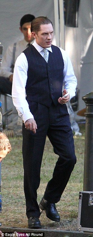 LegendOnSet132.jpg