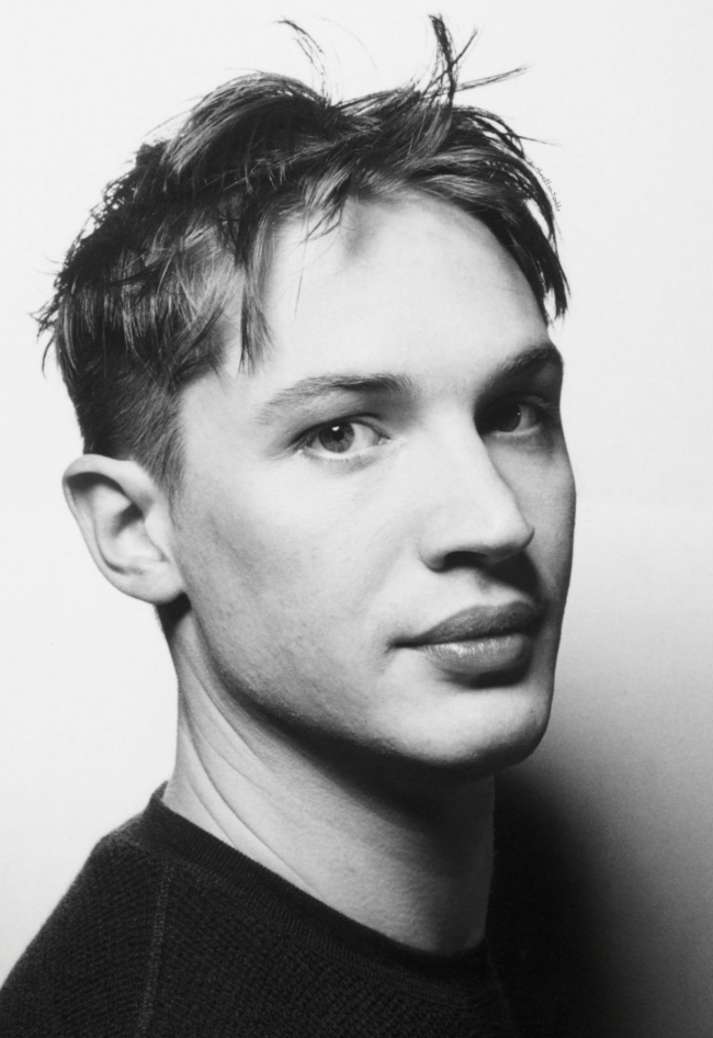 TomHardyOnline2002007.jpg